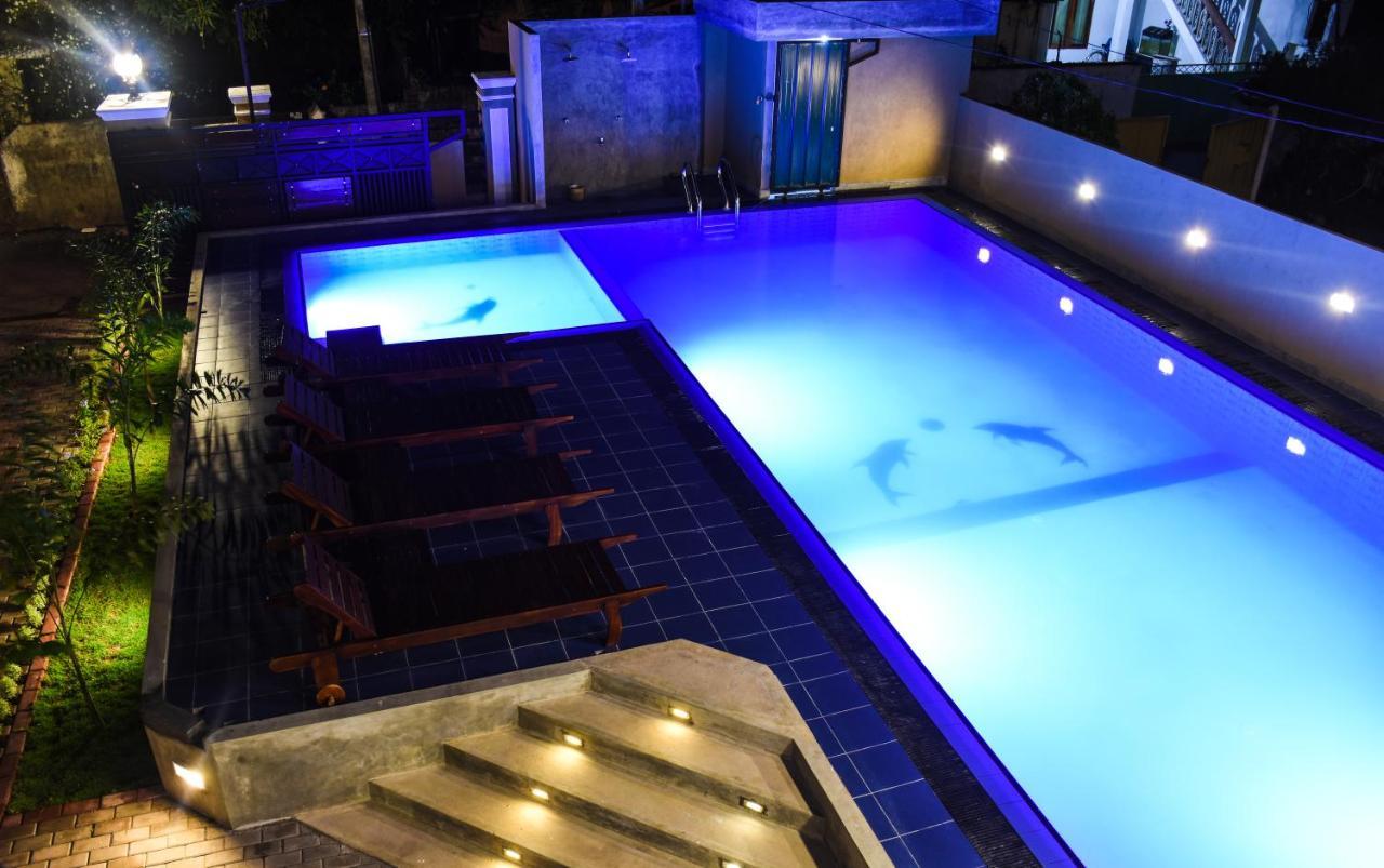 Aqua Glory Hotel Negombo Exterior foto